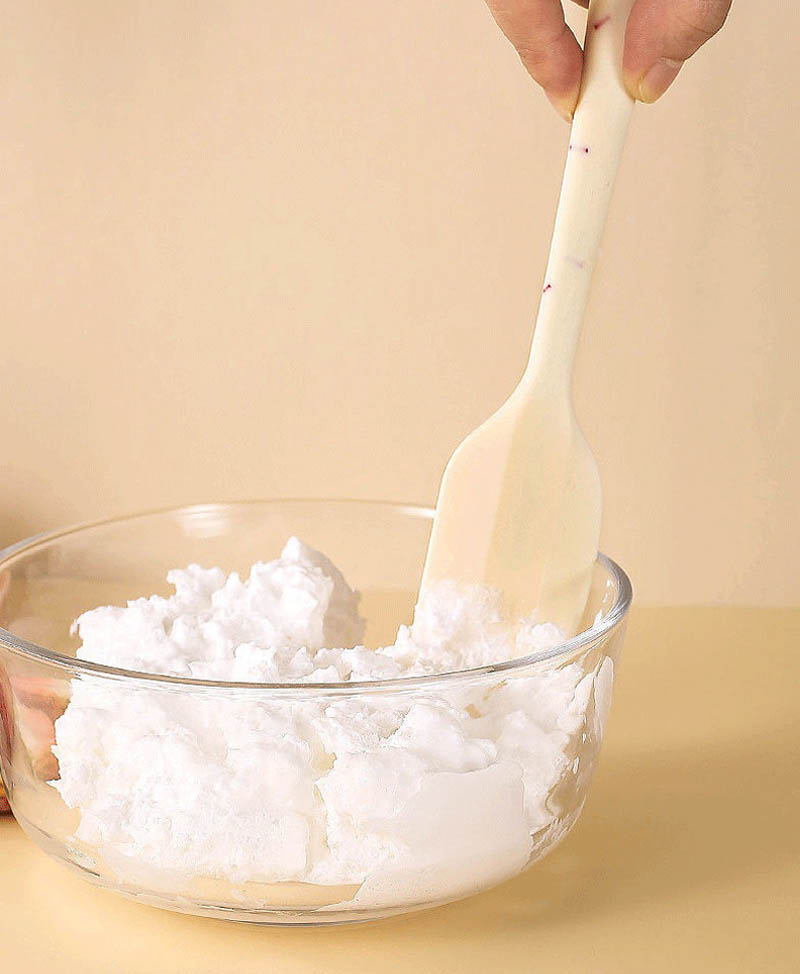 pastry kitchen tools